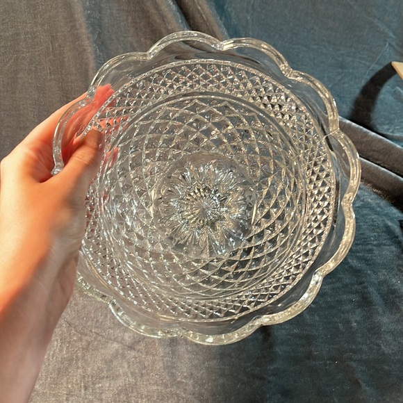 VTG Glass Bowl Dish - Picture 3 of 4